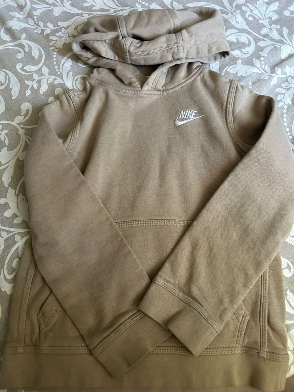 6-7 years Nike Kids Hooded Pullover in Taupe